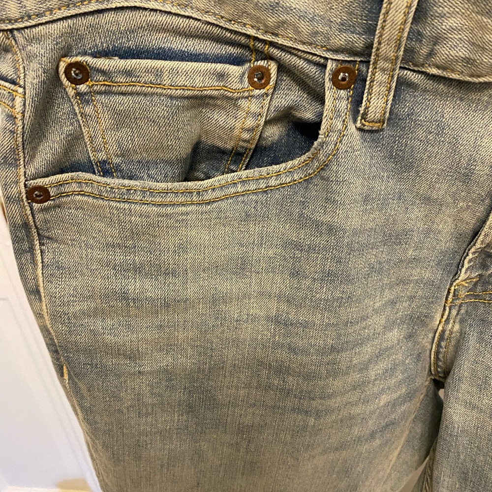 Mens Old Navy Slim Light Wash Blue Jeans 32x34 - Picture 3 of 6